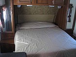 2014 Coachmen Freedom Express Photo #22
