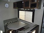 2014 Coachmen Freedom Express Photo #6
