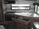 2014 Coachmen Freedom Express Photo #11