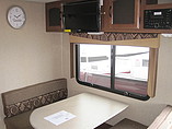 2014 Coachmen Freedom Express Photo #7