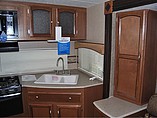 2015 Coachmen Freedom Express Photo #20