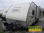 2015 Coachmen Freedom Express Photo #13
