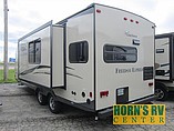 2015 Coachmen Freedom Express Photo #17