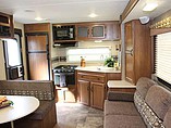 2015 Coachmen Freedom Express Photo #4