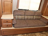 2015 Coachmen Freedom Express Photo #12