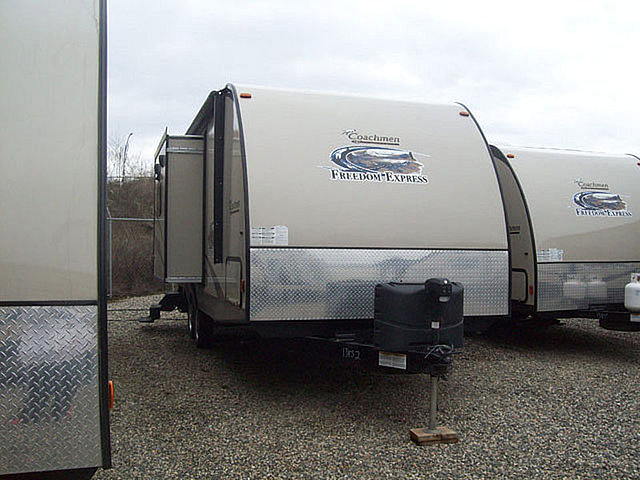 14 Coachmen Freedom Express