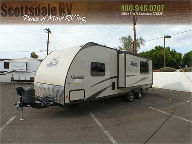 2015 Coachmen Freedom Express Photo