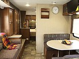 2015 Coachmen Freedom Express Photo #4