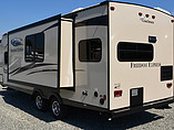 2015 Coachmen Freedom Express Photo #5