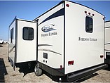 2015 Coachmen Freedom Express Photo #10