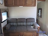 2016 Coachmen Freedom Express Photo #12