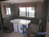 2016 Coachmen Freedom Express Photo #13