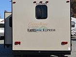 2016 Coachmen Freedom Express Photo #6