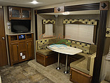 2016 Coachmen Freedom Express Photo #11