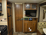 2016 Coachmen Freedom Express Photo #12