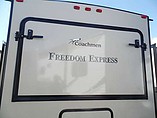 2015 Coachmen Freedom Express Photo #7