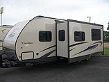 2015 Coachmen Freedom Express Photo #3