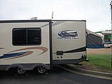 2015 Coachmen Freedom Express Photo #4