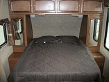 2015 Coachmen Freedom Express Photo #24