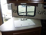 2015 Coachmen Freedom Express Photo #14