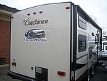 2015 Coachmen Freedom Express Photo #4