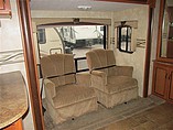 2011 Coachmen Freedom Express Photo #7