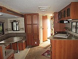 2011 Coachmen Freedom Express Photo #12