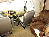 2009 Coachmen Freedom Express Photo #3