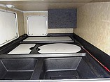 2009 Coachmen Freedom Express Photo #13