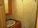2009 Coachmen Freedom Express Photo #21