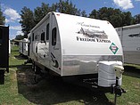 2011 Coachmen Freedom Express Photo #2
