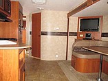 2011 Coachmen Freedom Express Photo #7