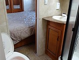 2012 Coachmen Freedom Express Photo #6