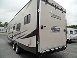2015 Coachmen Freedom Express Photo #6