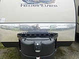 2015 Coachmen Freedom Express Photo #4