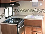 2015 Coachmen Freedom Express Photo #7