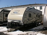 2015 Coachmen Freedom Express Photo #14
