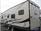 2015 Coachmen Freedom Express Photo #7