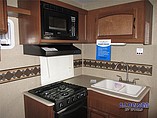 2015 Coachmen Freedom Express Photo #22