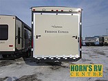 2015 Coachmen Freedom Express Photo #5
