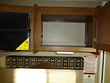 2016 Coachmen Freedom Express Photo #15