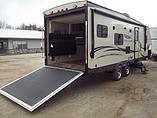 2016 Coachmen Freedom Express Photo #21