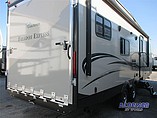 2016 Coachmen Freedom Express Photo #5