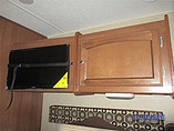 2016 Coachmen Freedom Express Photo #7