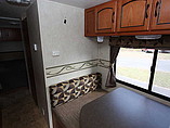 2010 Coachmen Freedom Express Photo #12