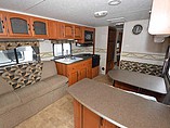 2010 Coachmen Freedom Express Photo #8