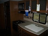 2015 Coachmen Freedom Express Photo #10