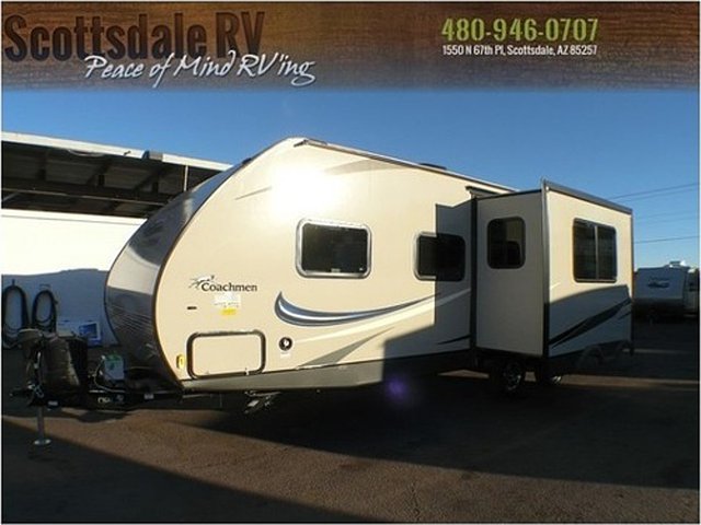 2015 Coachmen Freedom Express Photo