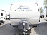 2015 Coachmen Freedom Express Photo #24