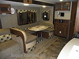 2015 Coachmen Freedom Express Photo #9
